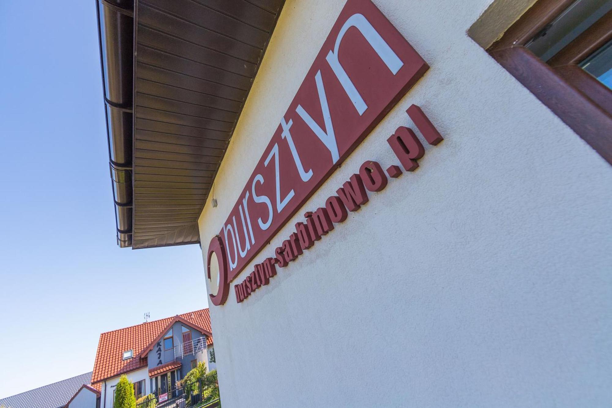 Bursztyn II Domki Apartamenty Pokoje W Sarbinowie Blisko Morza Сърбиново Екстериор снимка