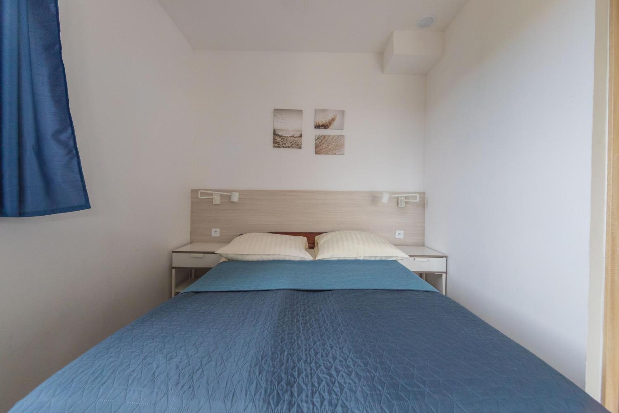 Bursztyn II Domki Apartamenty Pokoje W Sarbinowie Blisko Morza Сърбиново Екстериор снимка