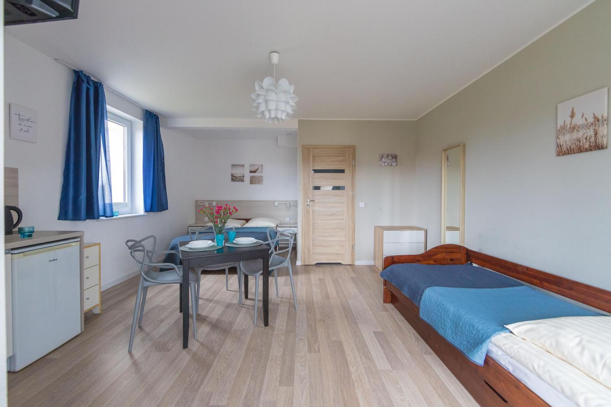 Bursztyn II Domki Apartamenty Pokoje W Sarbinowie Blisko Morza Сърбиново Екстериор снимка